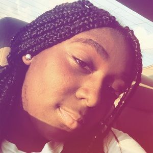 Meet your Posher, Ariel